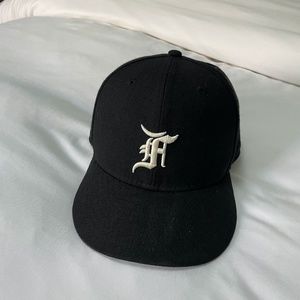 FEAR OF GOD ESSENTIALS NEW ERA FITTED BASEBALL CAP
